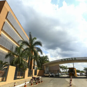 Anvisa aprova novos medicamentos para diabetes, câncer de mama e angioedema