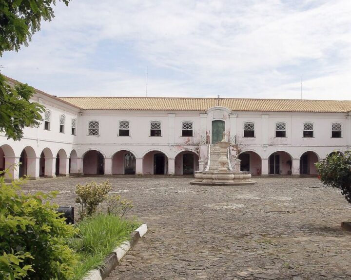 Com reconhecimento da Unesco, Arquivo Público da Bahia completa 136 anos e recebe novos investimentos