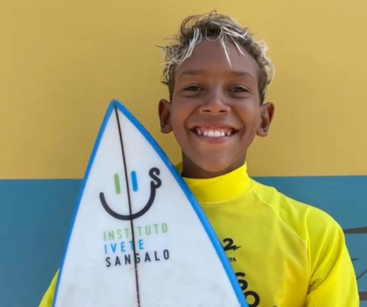 Com apoio do Instituto Ivete Sangalo, surfista de 10 anos representará a Bahia no Brasileiro de Surfe