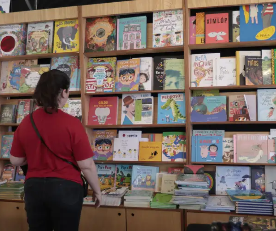 Número de leitores cresce no Brasil e atinge 18% da população adulta