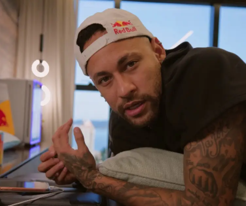 Neymar fala sobre pressão de ser jogador e explica ausência em jogo do Santos