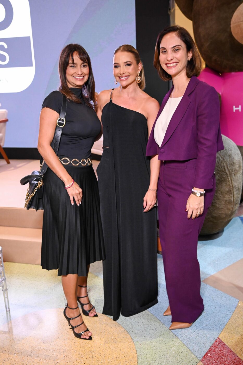 Nicole Luz, Thaís Marcolini e Luciana Segura