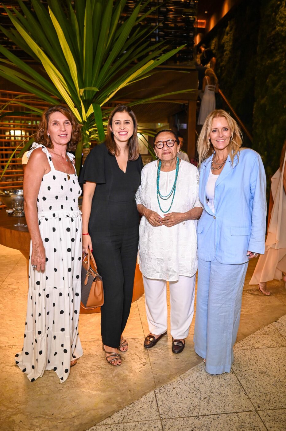 Ana Bagesteiro, Camila Castro, Licia Fábio e Bel Pinho