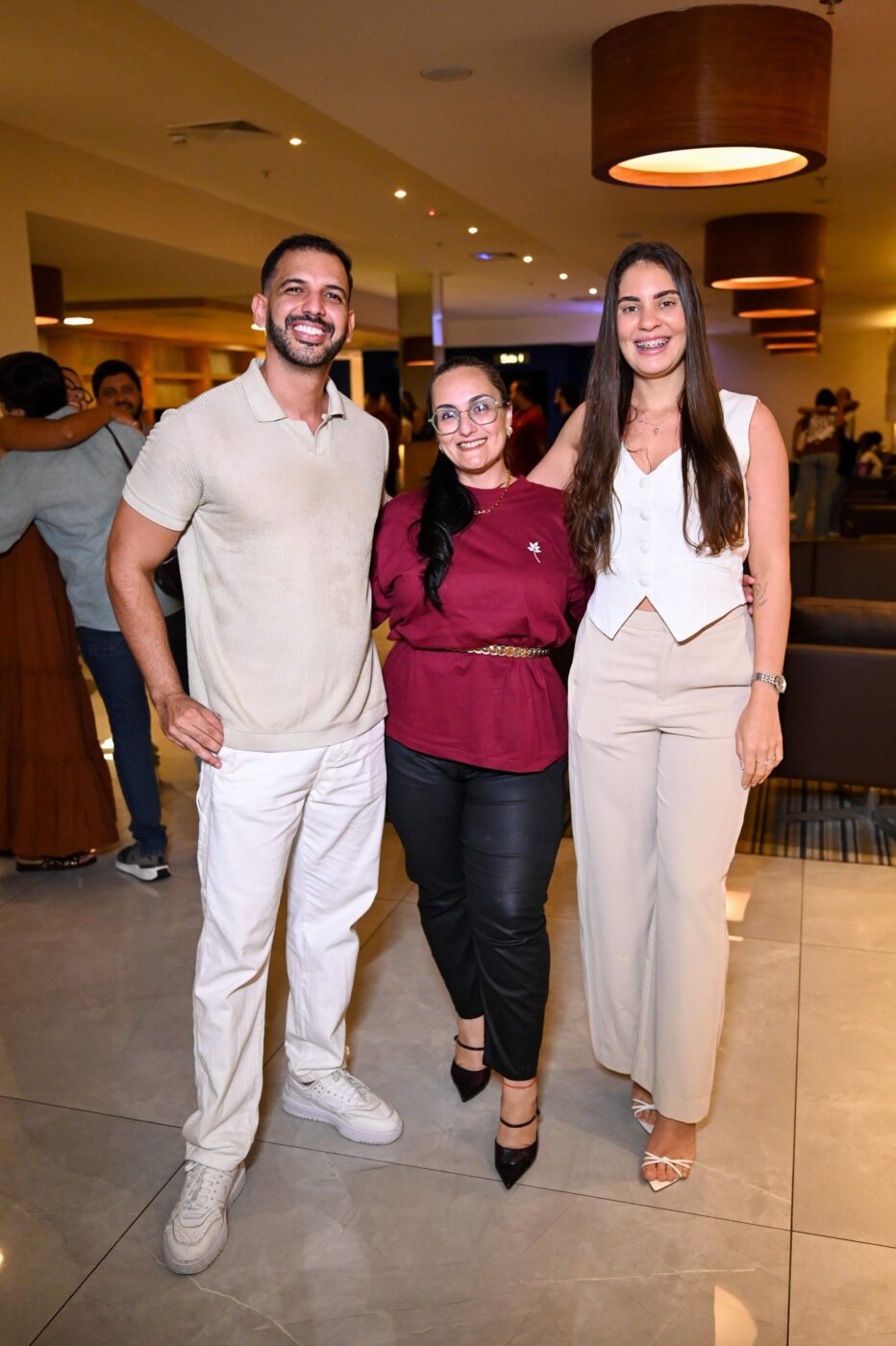 José Francisco Moura, Daiane Martinez e Jamille Bitencourt 