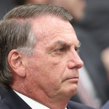 PGR dá parecer favorável à prisão domiciliar de Jair Bolsonaro