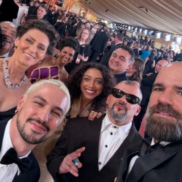 Elenco de O Agente Secreto se diverte na cerimônia do Oscar 2026