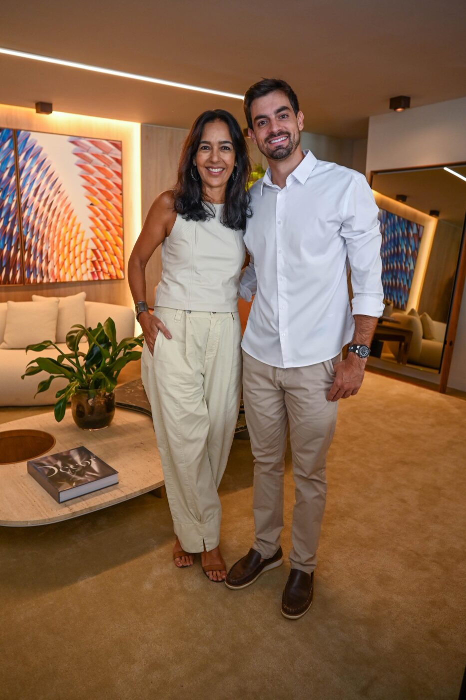 Gabriela Viveiros e Vitor Coelho