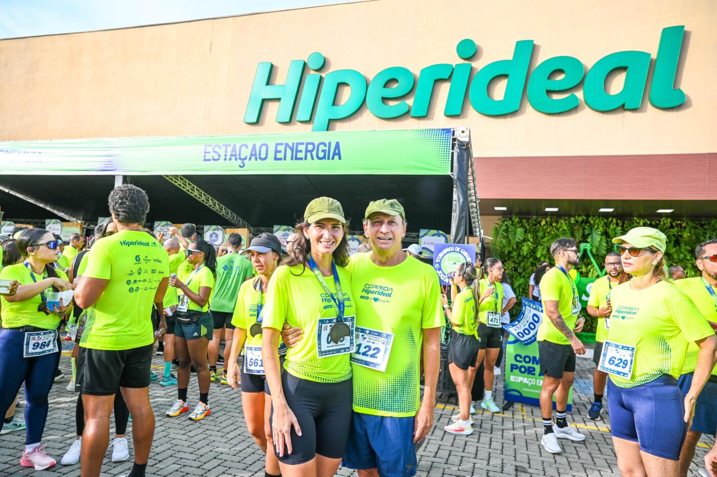 Amanda Vasconcelos e João Gualberto
