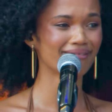 Baiana Agnes Nunes faz discurso emocionante em estreia no Lollapalooza Brasil: “nunca vou esquecer”