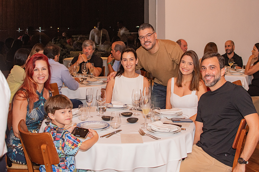 Luca Rizzato, Drika Mattos, Anne Peres, Flavio Bandeira, Elem Sala e Rogério Otaviano