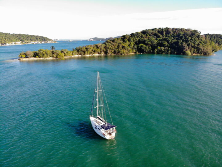 Fundação Aleixo Belov recebe alvará para inaugurar escola de vela em Salvador