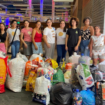 Ação arrecada recicláveis para financiar castração de animais de rua em Lauro de Freitas