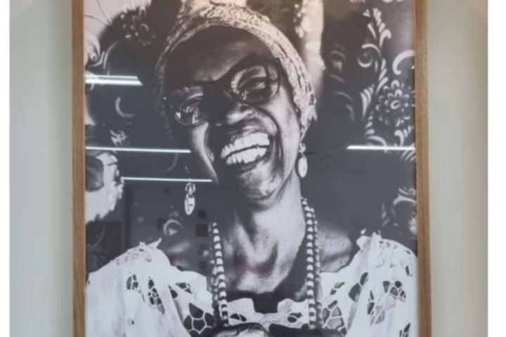 TJ-BA manda recolocar foto de líder do Candomblé retirada de fórum em Camaçari