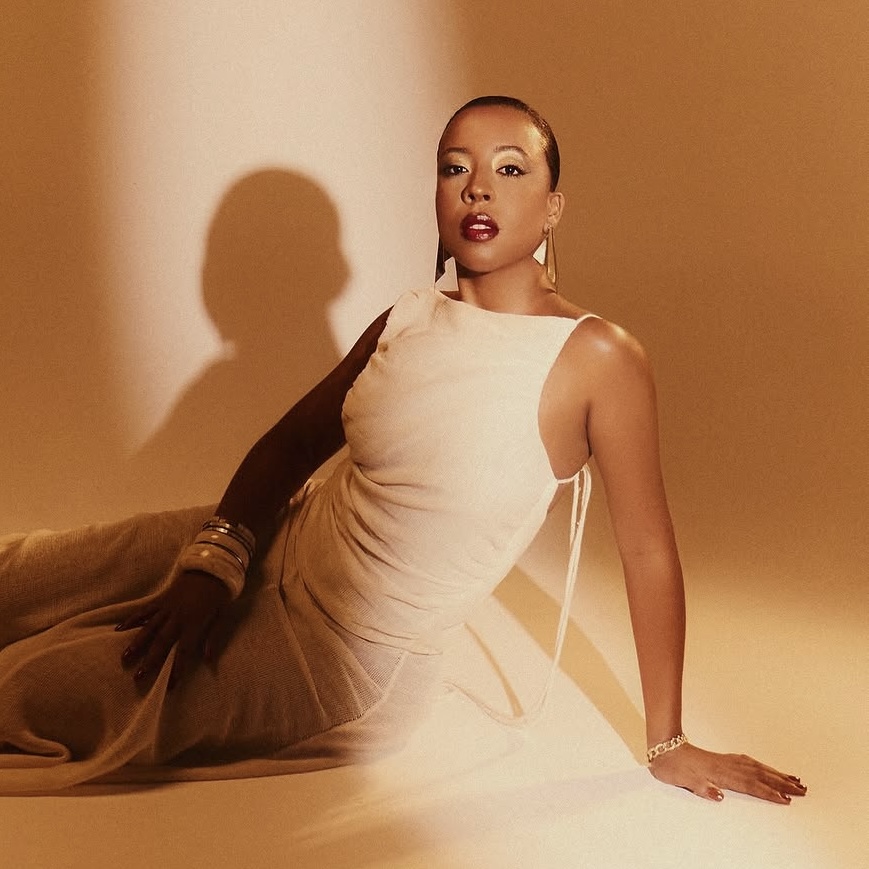 Sued Nunes apresenta show gratuito em Feira de Santana no Dia da Mulher