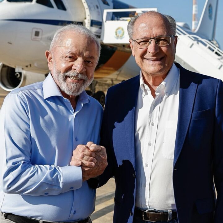 Lula confirma Alckmin como candidato a vice-presidente na chapa de reeleição