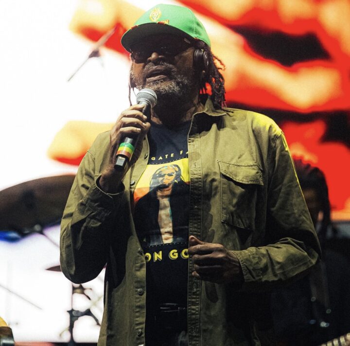 Ícone do reggae, Edson Gomes se apresenta pela primeira vez no Lollapalooza