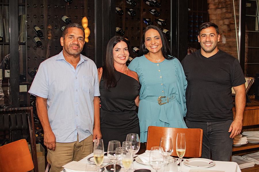 Igor Fábio, Lorena Gama, Carine Mattos e Abelardo Biritos
