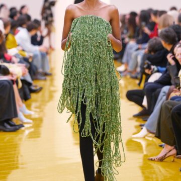 Modelo baiana de Ibipitanga rouba a cena em estreia na Semana de Moda de Paris: “sonho que se tornou realidade”