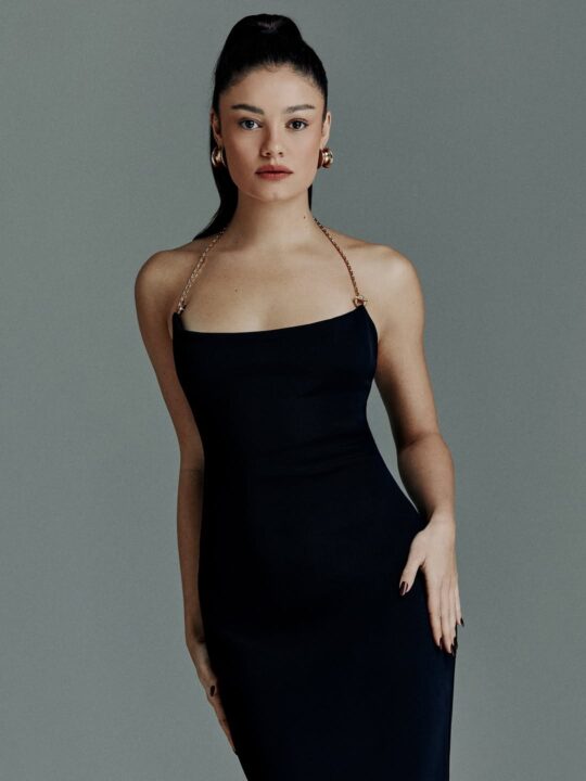 Sophie Carlotte solta a voz em primeiro álbum da OSBA lançado nas plataformas digitais