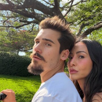Sabrina Sato ganha presente romântico de Nicolas Prattes em data especial