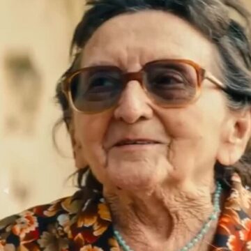 Antes do Oscar, Tânia Maria recebe homenagem na Calçada da Fama de Hollywood