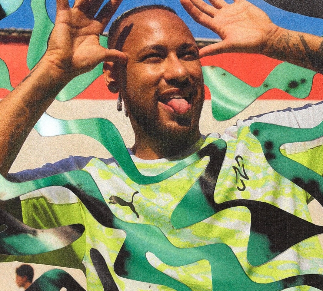 Neymar exibe joia em homenagem à família: “Meus amores”