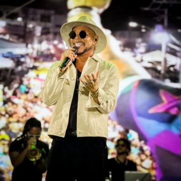 Jau recebe Mestrinho e Adelmário Coelho em show na capital baiana