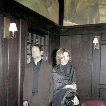 Selton Mello celebra um ano da vitória de “Ainda Estou Aqui” no Oscar e Fernanda Torres reage