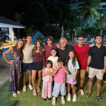 Ídolo do Flamengo, Zico completa 73 anos e celebra com família e amigos; veja fotos