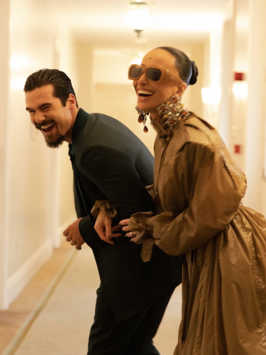 Vilão da próxima novela da Globo, Nicolas Prattes ganha declaração romântica de Sabrina Sato: “Que orgulho”