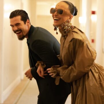 Vilão da próxima novela da Globo, Nicolas Prattes ganha declaração romântica de Sabrina Sato: “Que orgulho”