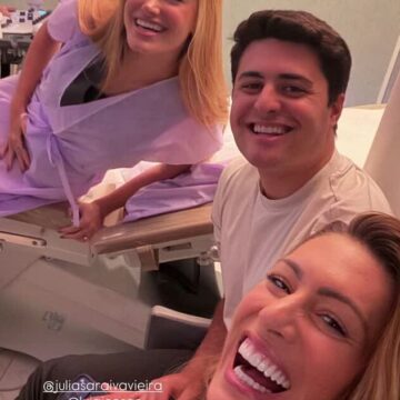 Aos 45 anos, Elaine Mickely emociona ao acompanhar ultrassom do segundo neto: “A vovó já chorando”