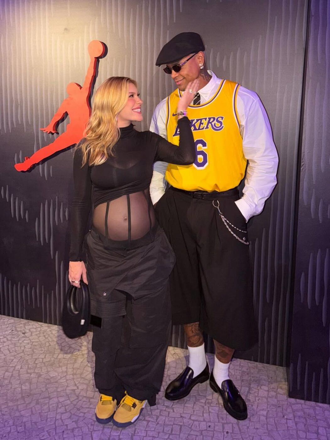 Lore Improta e Léo Santana marcam presença em evento de preparação para a Copa do Mundo