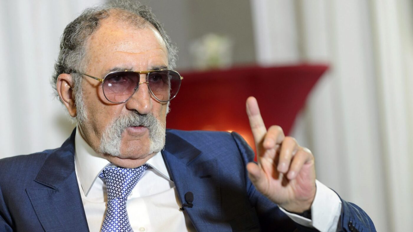 Aposentado, ex-tenista vira bilionário com fortuna maior que de Cristiano Ronaldo e Messi