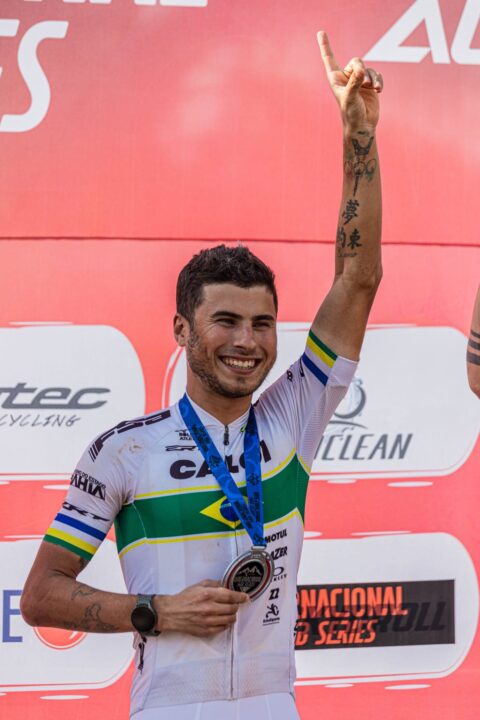 Ciclista baiano Ulan Galinski vence Taça Brasil de XCO e conquista bicampeonato