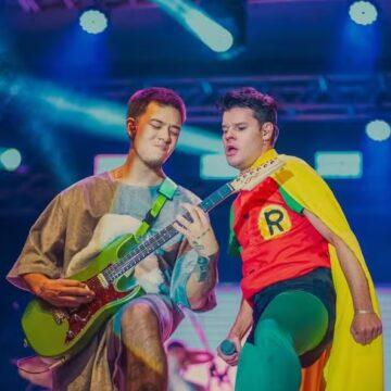 Sobrinho de integrante original faz parte da nova formação dos Mamonas Assassinas; conheça a banda