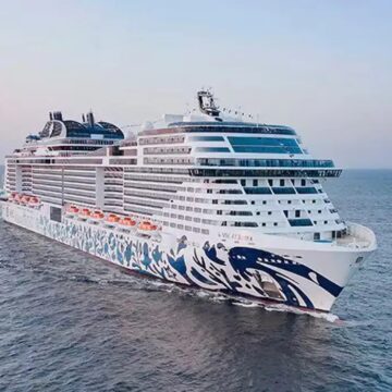 Passageiros de cruzeiro retido em Dubai começam a voltar pra casa