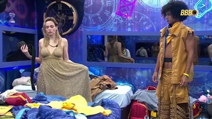 Ana Paula Renault não gosta de look e fica de fora de show no BBB 26