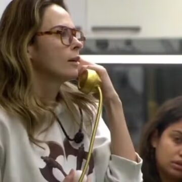Ana Paula atende big fone, ganha R$ 10 mil e se questiona: ‘Prêmio por quê? Vou sair?’