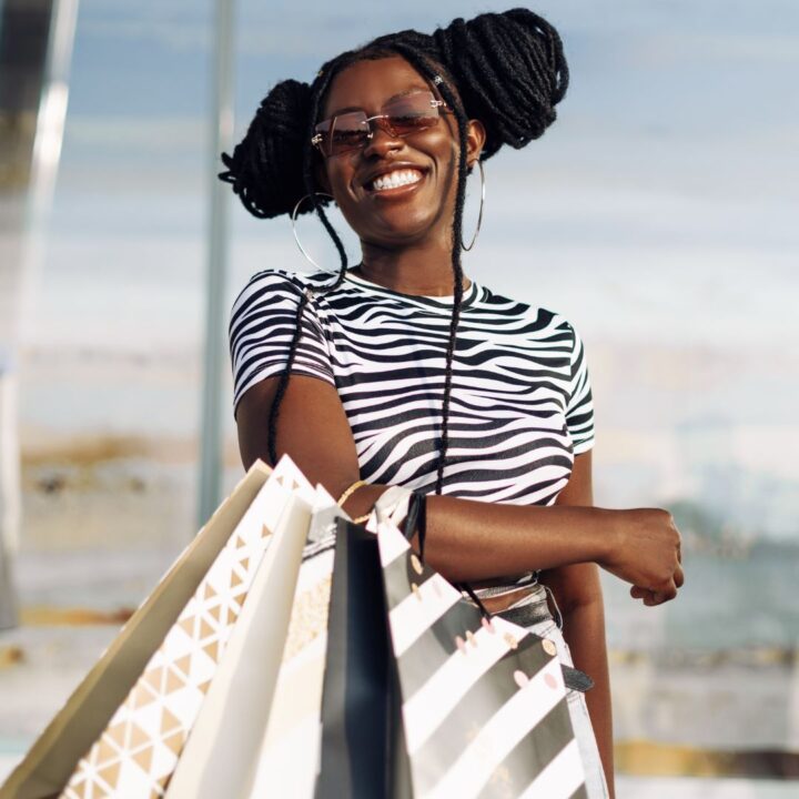 Geração Z impulsiona retomada dos shoppings e reforça interesse por lojas físicas