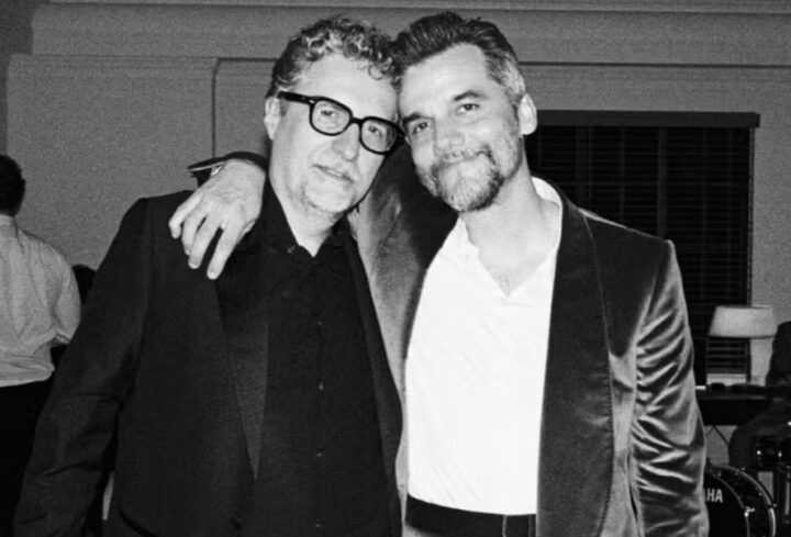 Kleber Mendonça Filho posa com Wagner Moura, e Marina Ruy Barbosa comenta: ‘Vencedores’