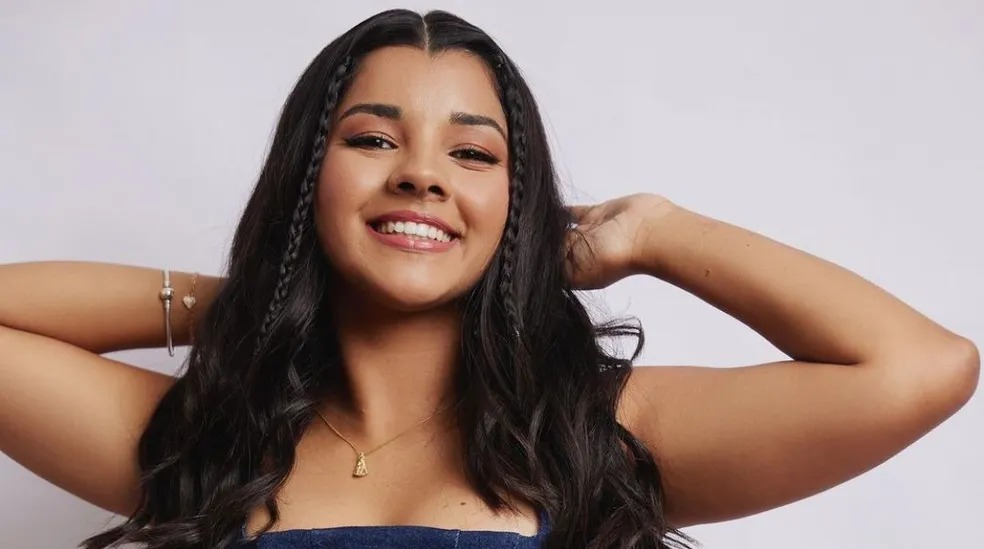 Ary Mirelle se surpreende ao olhar peso na balança: ‘Parece miragem’; veja quantos quilos ela perdeu