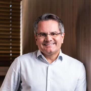 “Você trabalha de casa, mas não cresce de casa”, diz CEO sobre home office