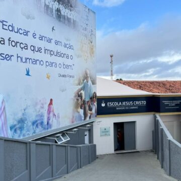 Mansão do Caminho entrega escola reformada e lança projeto “Adote um aluno” para viabilizar manutenção da unidade