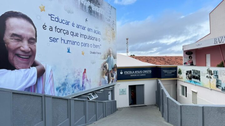 Mansão do Caminho entrega escola reformada e lança projeto “Adote um aluno” para viabilizar manutenção da unidade