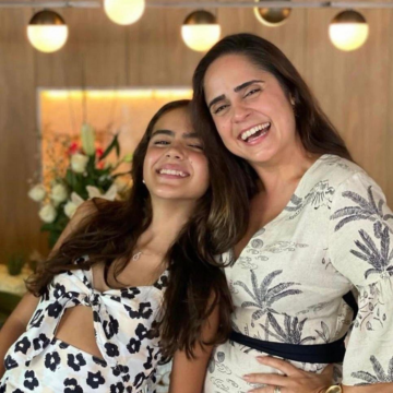 Empresária baiana lança curso sobre vínculo entre mães e filhas adolescentes