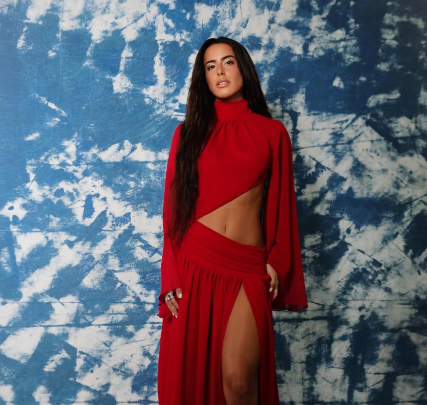 Ana Morais estreia no Lollapalooza e recebe apoio da família: ‘Coração explodindo de felicidade’