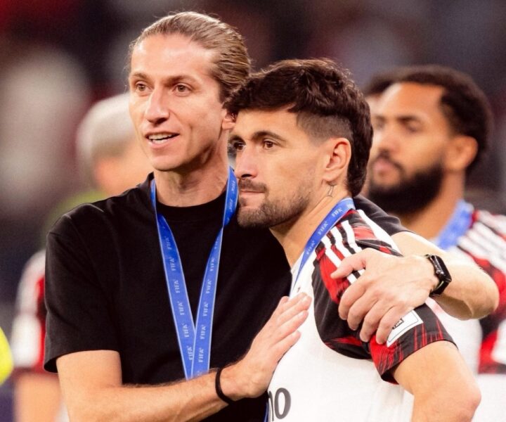 Arrascaeta publica homenagem a Filipe Luís: “Sempre vai ser um dos nossos”. Confira