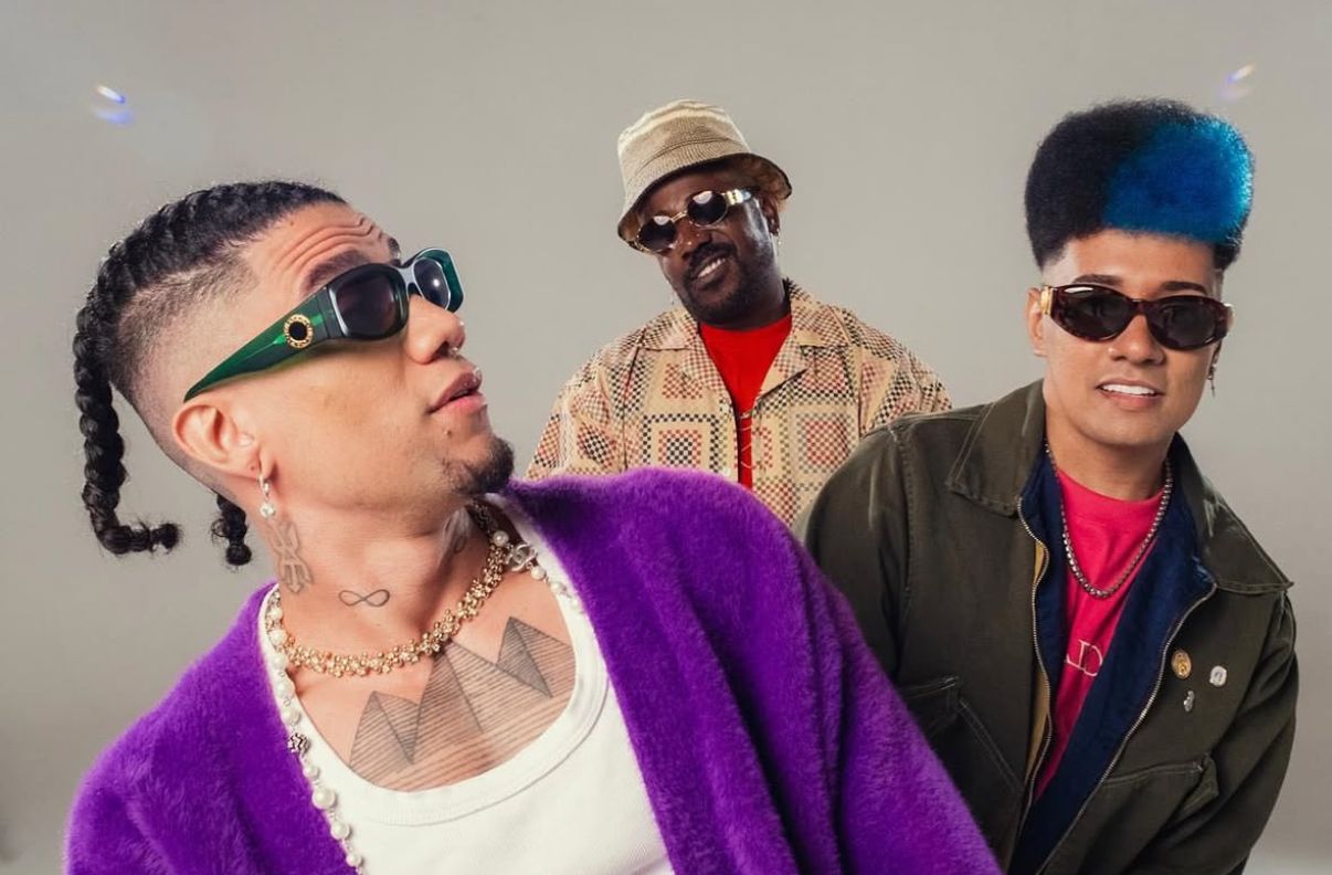 ÀTTØØXXÁ celebra 10 anos de carreira no Lollapalooza Brasil e anuncia nova fase: ‘Vem para expandir’