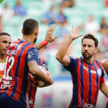 Bahia vence Juazeirense e vai à final do Baianão em tarde de protestos na Fonte Nova